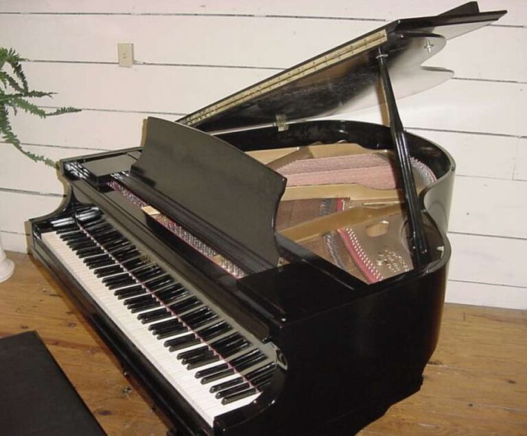 Does A Piano Need Electricity? Eric Sardinas