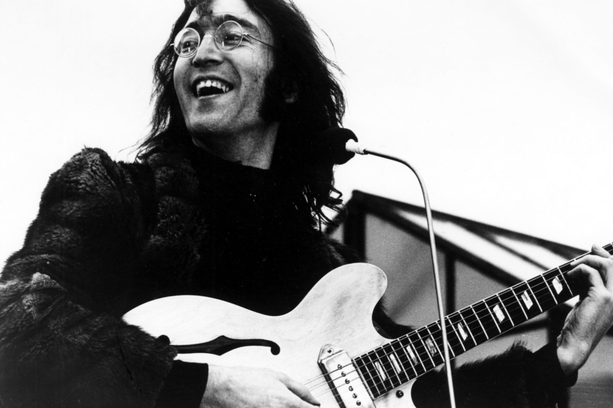 What Guitar Did John Lennon Play - Eric Sardinas
